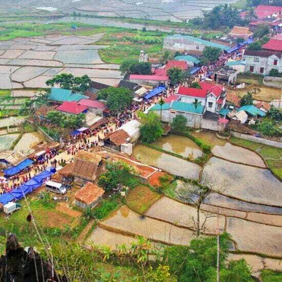 pho-doan-market-in-pu-luong1