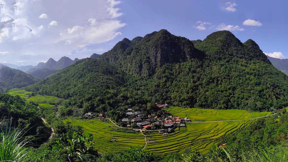 Uoi Village