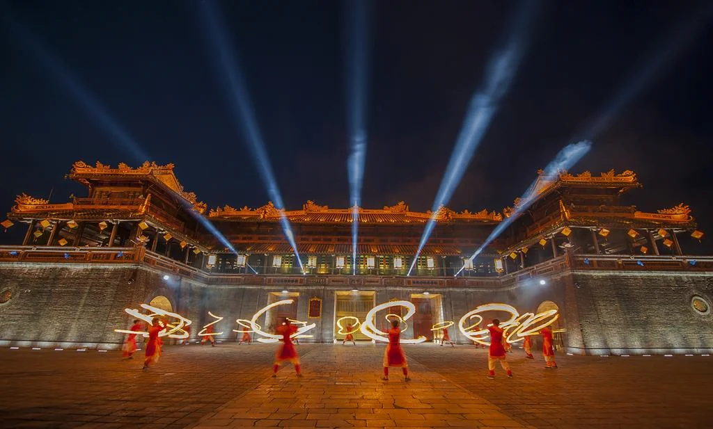 Top 10 unique activities should work in Hue and ancient citadel of Vietnam Hue Citadel