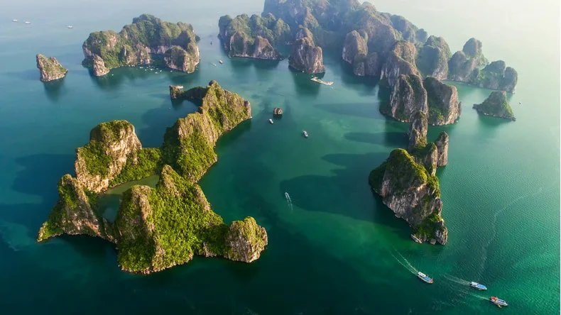 Top the best destinations in a week in Vietnam Ha Long Bay Vietnam