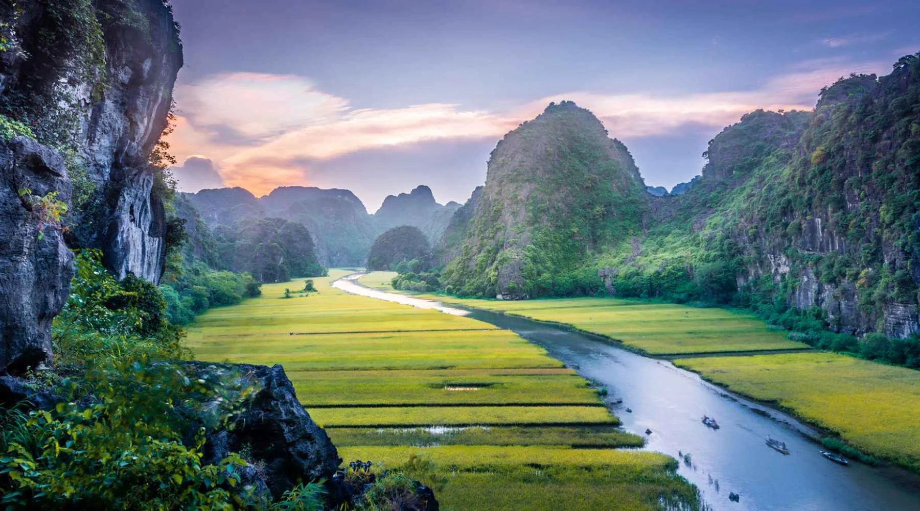 Top the best destinations in a week in Vietnam Tam Coc in Ninh Binh Vietnam