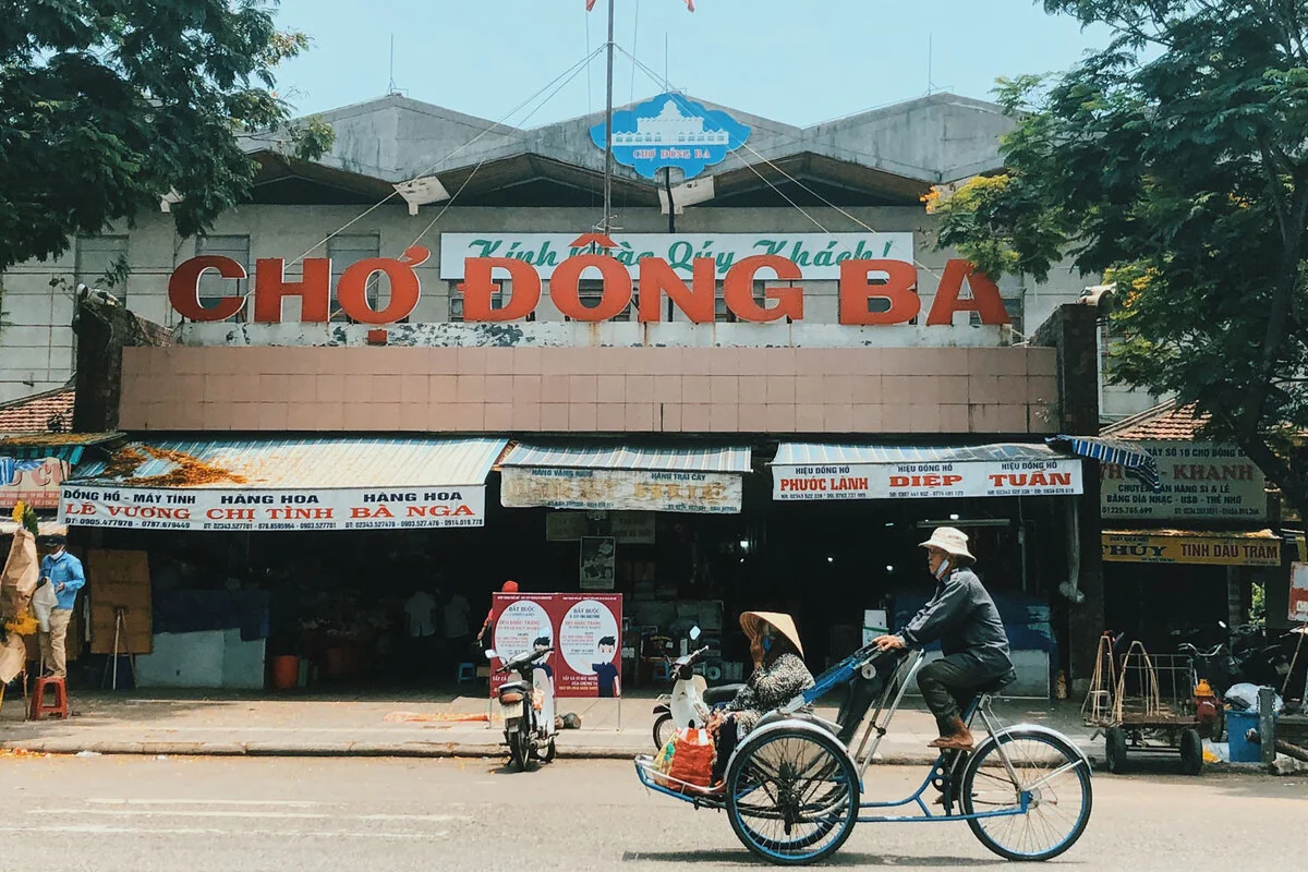 Top 10 unique activities should work in Hue and ancient citadel of Vietnam Dong Ba Market, Hue