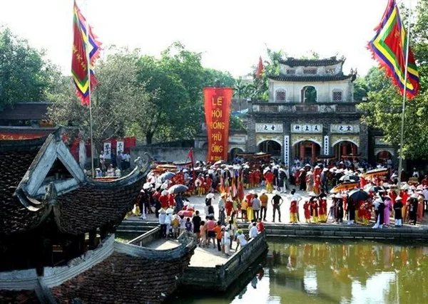 Hội Gióng ở đền Phù Đổng và đền Sóc