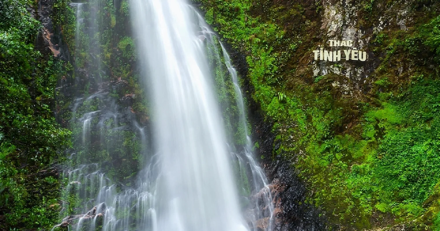 Thác tình yêu đẹp kỳ vĩ đẹp nên thơ
