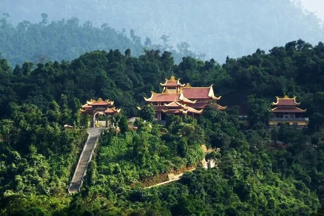 Khu Di tích núi Hàm Rồng Thanh Hóa
