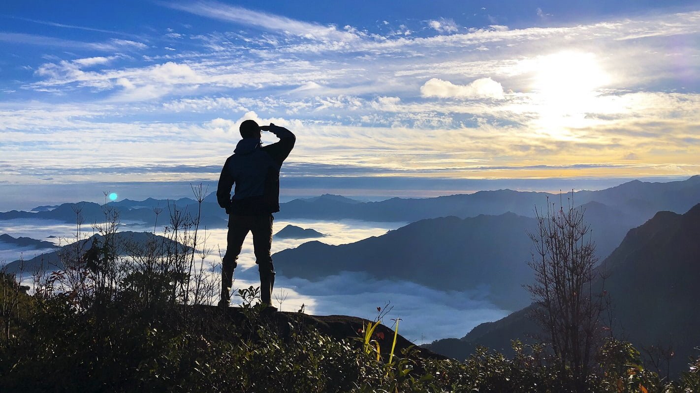 Chinh phục điểm trekking Tà Xùa để săn mây 