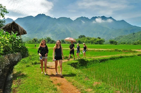 Trekking bản Lác Mai Châu Trekking bản Lác Mai Châu