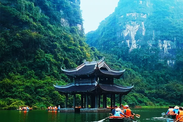 Hành cung vũ lâm, Tràng An