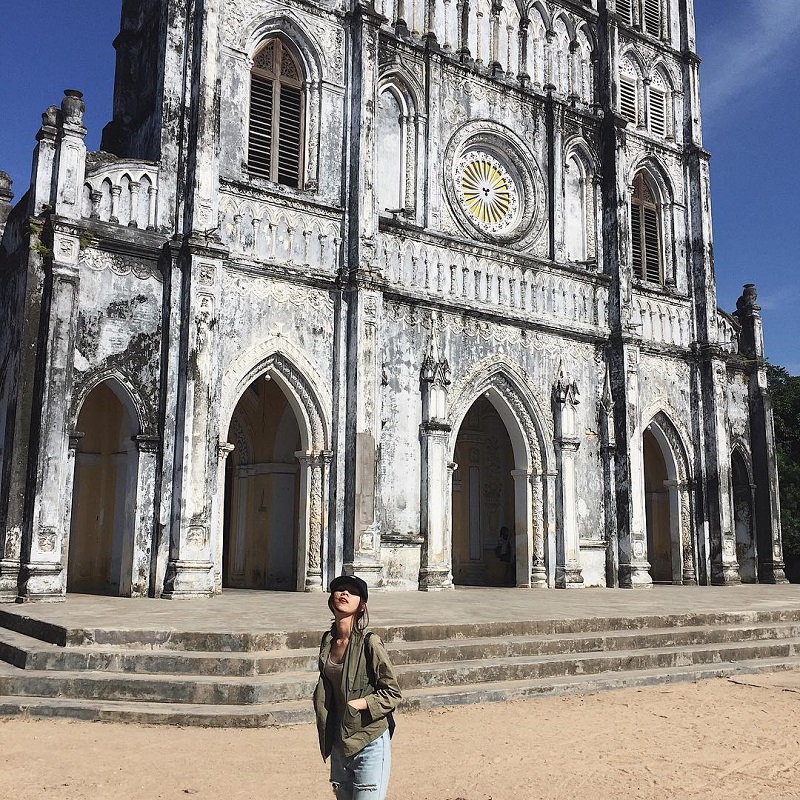 Nhà thờ cổ Mằng Lăng trong kinh nghiệm du lịch Phú Yên tự túc