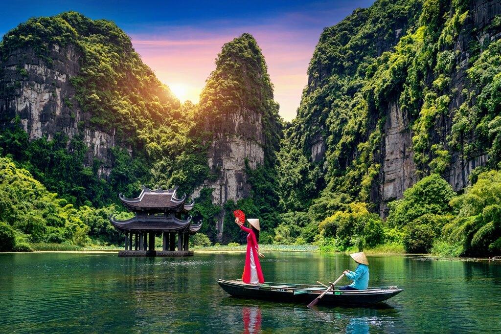 Best places to explore in a Vietnam tour package