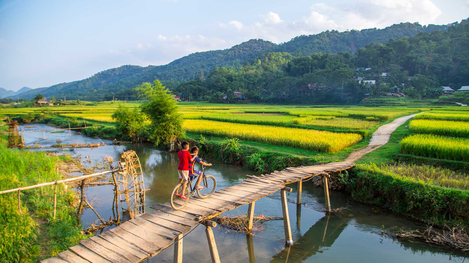 Pu-luong-group-tours